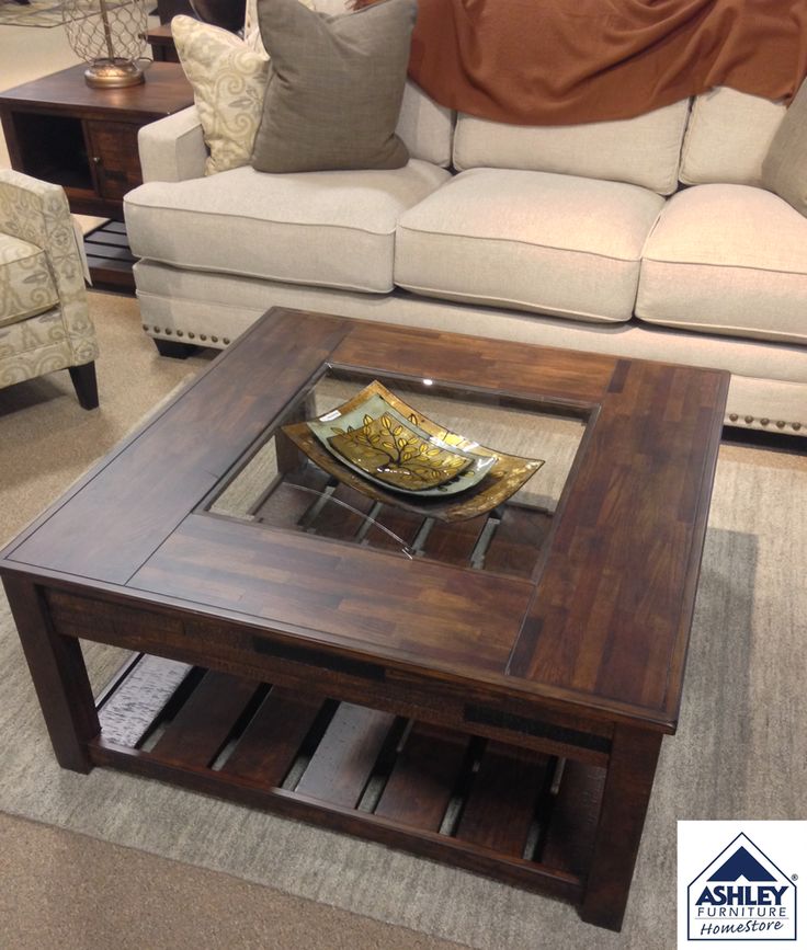 Table Basse Design : Bois Massif et Plateau Vitré pour un Style Contemporain